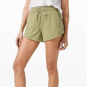 Lululemon Inner Glow High-Rise Short 3”